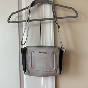 Nine West crossbody bag. Excellent condition!